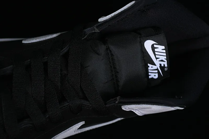 All categories Air Jordan Jordan series basketball shoes Air Jordan 1 High Pure original Air Jordan 1 High OG "Reverse Panda" AJ1 Joe 1 new black and white panda DZ5485-010